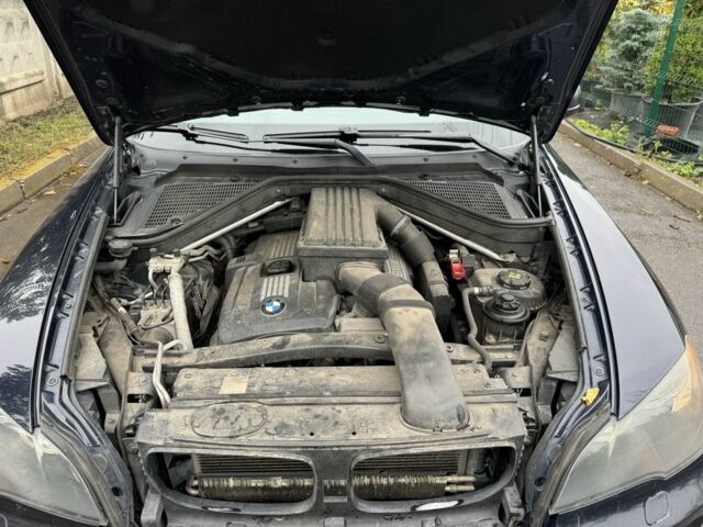 Синий БМВ Х5, объемом двигателя 3 л и пробегом 260 тыс. км за 9250 $, фото 5 на Automoto.ua