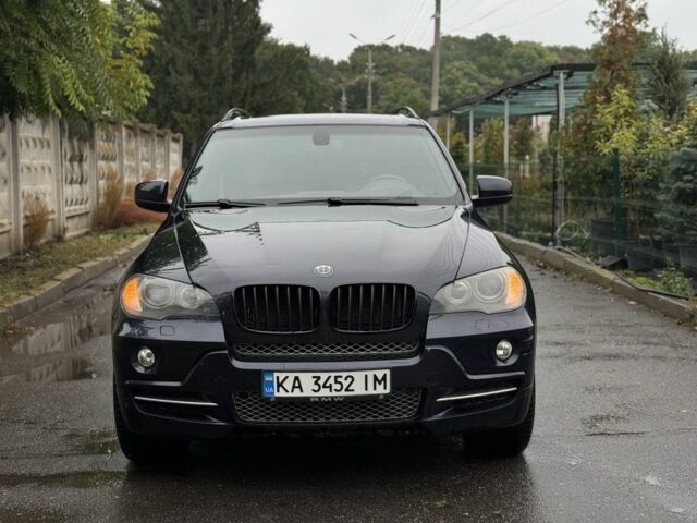 Синий БМВ Х5, объемом двигателя 3 л и пробегом 260 тыс. км за 9250 $, фото 1 на Automoto.ua