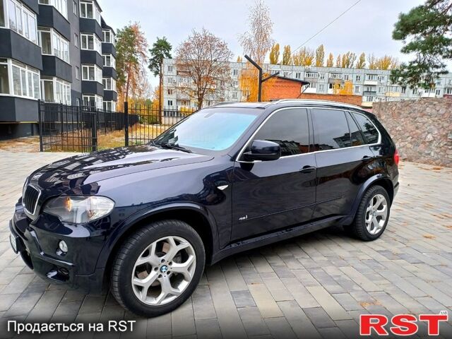Синий БМВ Х5, объемом двигателя 4.8 л и пробегом 348 тыс. км за 12750 $, фото 4 на Automoto.ua