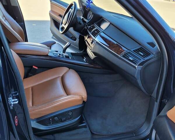 Синій БМВ Х5, об'ємом двигуна 3 л та пробігом 245 тис. км за 17500 $, фото 17 на Automoto.ua