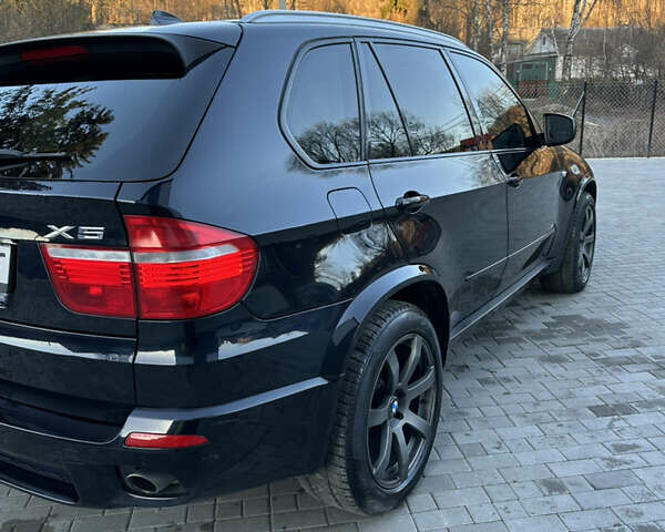 Синий БМВ Х5, объемом двигателя 3 л и пробегом 160 тыс. км за 11999 $, фото 11 на Automoto.ua
