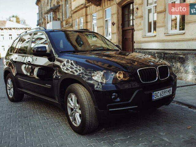 Синий БМВ Х5, объемом двигателя 3 л и пробегом 340 тыс. км за 10500 $, фото 2 на Automoto.ua