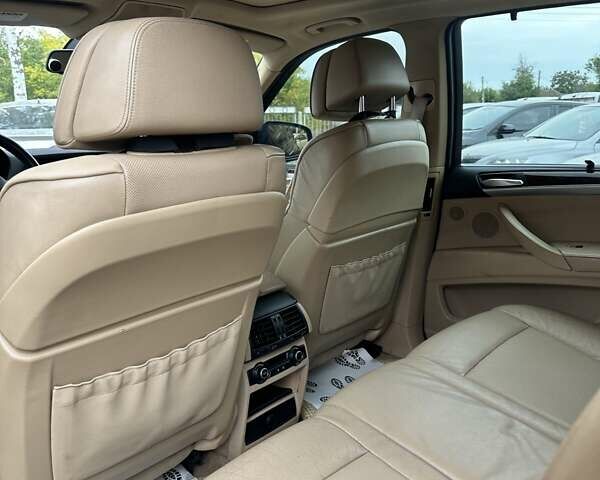 Синий БМВ Х5, объемом двигателя 3 л и пробегом 242 тыс. км за 13800 $, фото 14 на Automoto.ua
