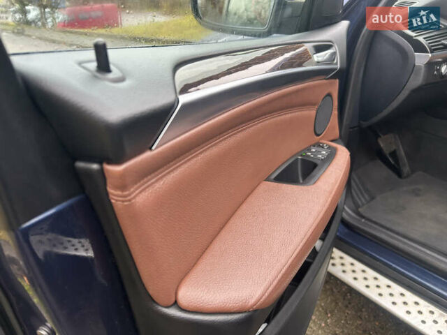 Синій БМВ Х5, об'ємом двигуна 2.98 л та пробігом 193 тис. км за 13500 $, фото 25 на Automoto.ua