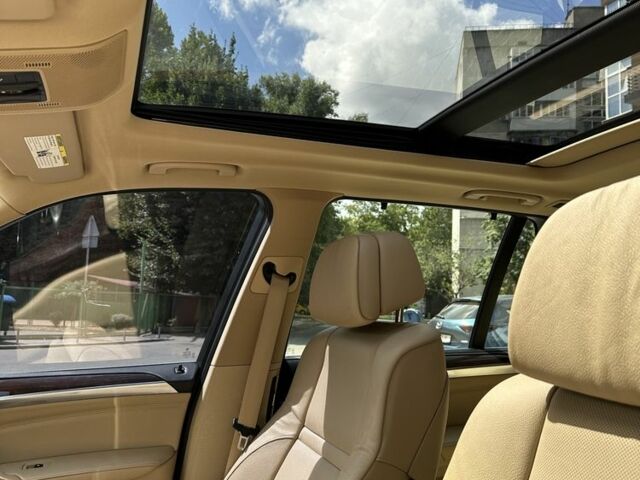 Синий БМВ Х5, объемом двигателя 4.4 л и пробегом 153 тыс. км за 13000 $, фото 14 на Automoto.ua