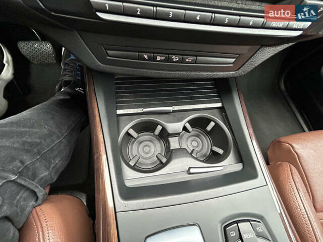 Синій БМВ Х5, об'ємом двигуна 2.98 л та пробігом 193 тис. км за 13500 $, фото 57 на Automoto.ua