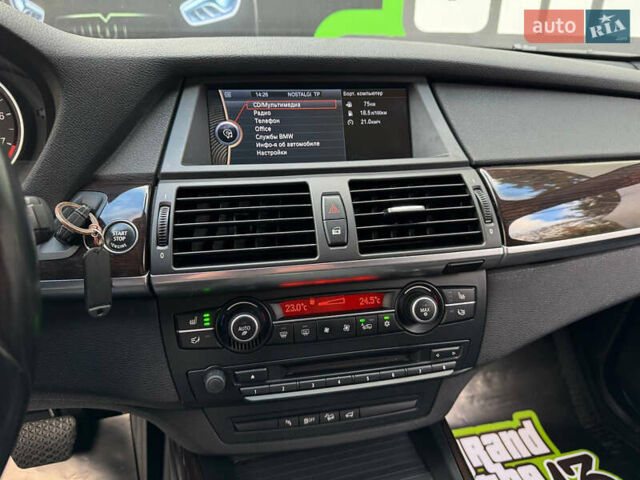 Синий БМВ Х5, объемом двигателя 3 л и пробегом 250 тыс. км за 14500 $, фото 5 на Automoto.ua