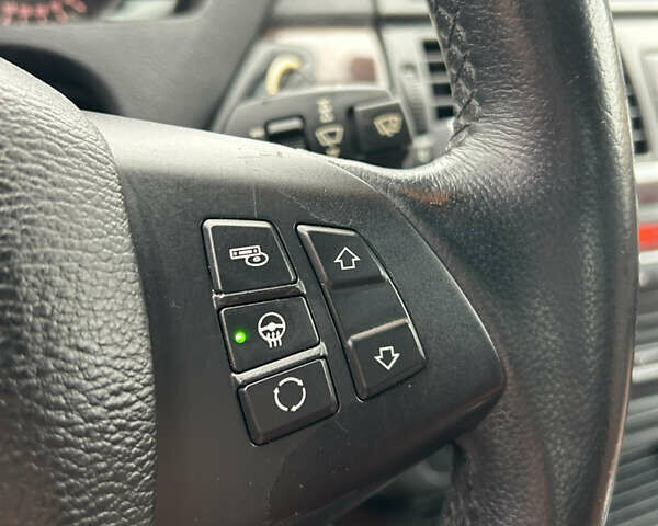 Синій БМВ Х5, об'ємом двигуна 2.98 л та пробігом 193 тис. км за 13500 $, фото 47 на Automoto.ua