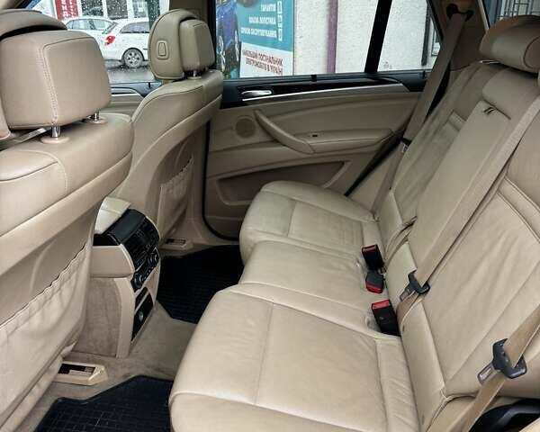 Синий БМВ Х5, объемом двигателя 3 л и пробегом 295 тыс. км за 15400 $, фото 9 на Automoto.ua