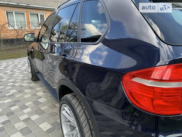 БМВ Х5 2010 у Лубнах на Automoto.ua Синій БМВ Х5, об'ємом двигуна 3 л та пробігом 171 тис. км за 17999 $, фото 57 на Automoto.ua