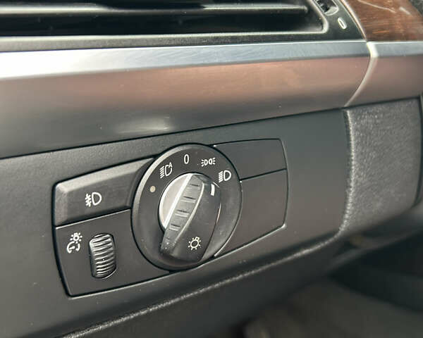 Синій БМВ Х5, об'ємом двигуна 2.98 л та пробігом 193 тис. км за 13500 $, фото 48 на Automoto.ua