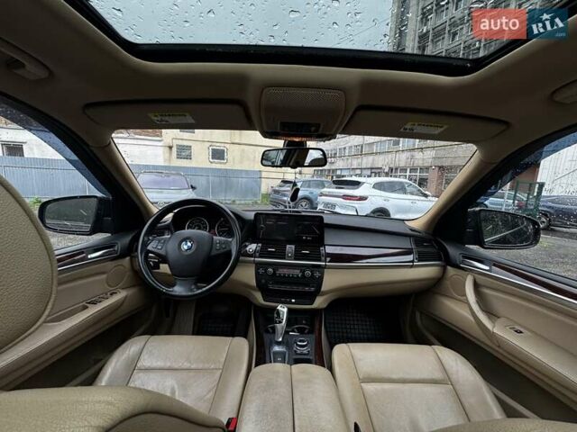 Синий БМВ Х5, объемом двигателя 3 л и пробегом 295 тыс. км за 15400 $, фото 11 на Automoto.ua