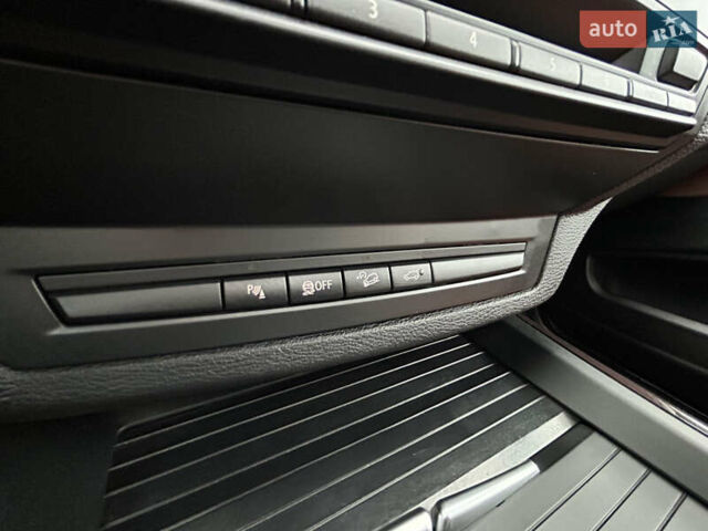 Синій БМВ Х5, об'ємом двигуна 2.98 л та пробігом 193 тис. км за 13500 $, фото 59 на Automoto.ua