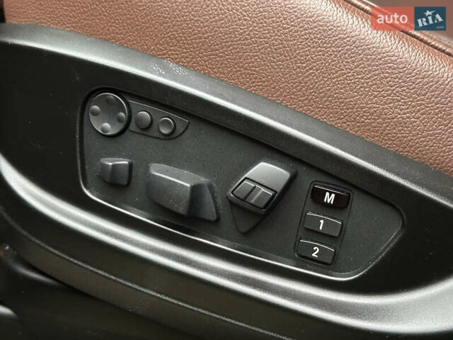 Синий БМВ Х5, объемом двигателя 3 л и пробегом 294 тыс. км за 16600 $, фото 16 на Automoto.ua