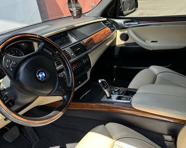 БМВ Х5 2011 в Киеве на Automoto.ua Синий БМВ Х5, объемом двигателя 4.4 л и пробегом 200 тыс. км за 18000 $, фото 5 на Automoto.ua