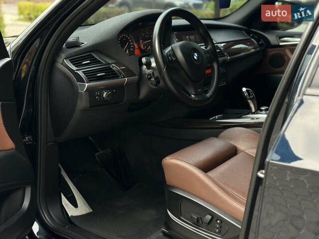 Синий БМВ Х5, объемом двигателя 3 л и пробегом 283 тыс. км за 18999 $, фото 31 на Automoto.ua