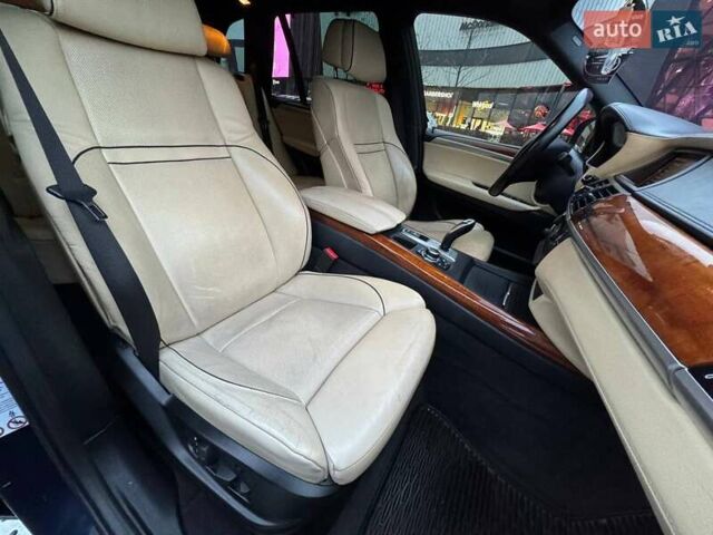 Синій БМВ Х5, об'ємом двигуна 4.4 л та пробігом 200 тис. км за 15990 $, фото 10 на Automoto.ua