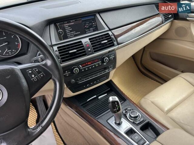 Синий БМВ Х5, объемом двигателя 3 л и пробегом 147 тыс. км за 15990 $, фото 19 на Automoto.ua