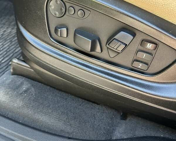 БМВ Х5 2011 в Киеве на Automoto.ua Синий БМВ Х5, объемом двигателя 4.4 л и пробегом 200 тыс. км за 18000 $, фото 12 на Automoto.ua