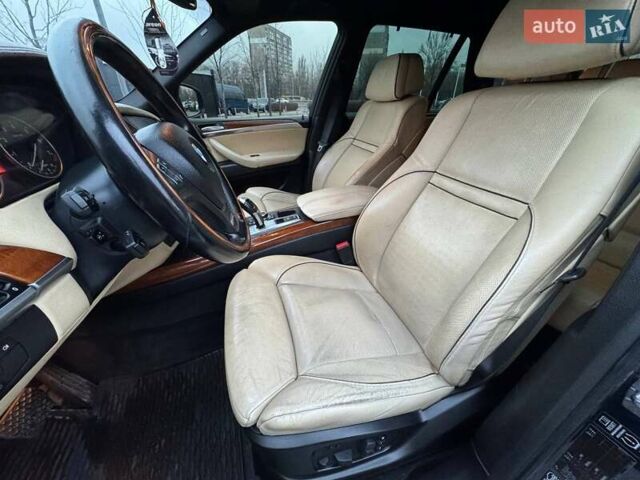 Синій БМВ Х5, об'ємом двигуна 4.4 л та пробігом 200 тис. км за 15990 $, фото 7 на Automoto.ua