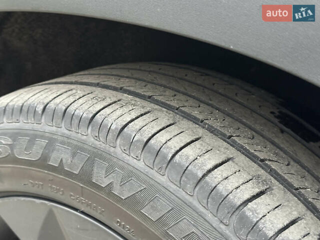 Синий БМВ Х5, объемом двигателя 3 л и пробегом 294 тыс. км за 16600 $, фото 36 на Automoto.ua