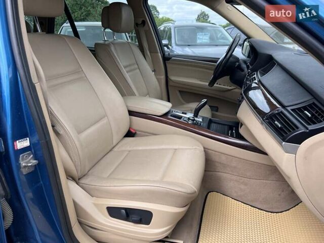Синий БМВ Х5, объемом двигателя 3 л и пробегом 147 тыс. км за 15990 $, фото 28 на Automoto.ua