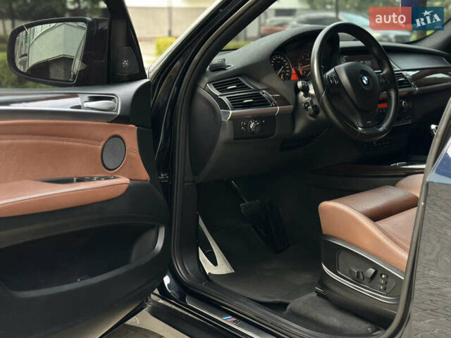 Синий БМВ Х5, объемом двигателя 3 л и пробегом 283 тыс. км за 18999 $, фото 28 на Automoto.ua