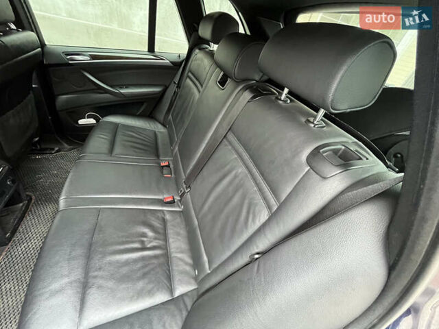 Синий БМВ Х5, объемом двигателя 3 л и пробегом 230 тыс. км за 17700 $, фото 16 на Automoto.ua