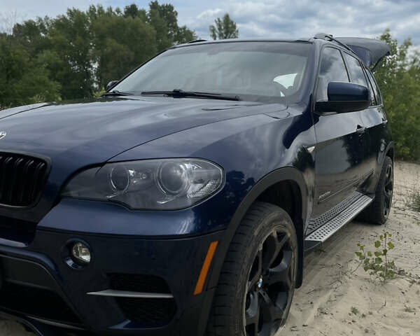 Синій БМВ Х5, об'ємом двигуна 3 л та пробігом 225 тис. км за 18800 $, фото 5 на Automoto.ua