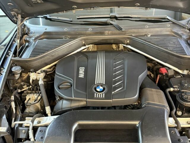 Синій БМВ Х5, об'ємом двигуна 3 л та пробігом 223 тис. км за 21000 $, фото 3 на Automoto.ua