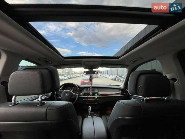 Синій БМВ Х5, об'ємом двигуна 3 л та пробігом 302 тис. км за 13490 $, фото 14 на Automoto.ua