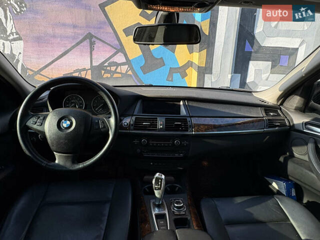 Синий БМВ Х5, объемом двигателя 3 л и пробегом 210 тыс. км за 14500 $, фото 8 на Automoto.ua