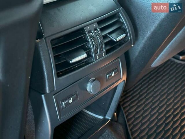 Синий БМВ Х5, объемом двигателя 3 л и пробегом 188 тыс. км за 17490 $, фото 16 на Automoto.ua