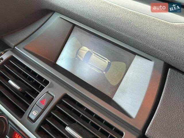 Синий БМВ Х5, объемом двигателя 3 л и пробегом 188 тыс. км за 17490 $, фото 28 на Automoto.ua