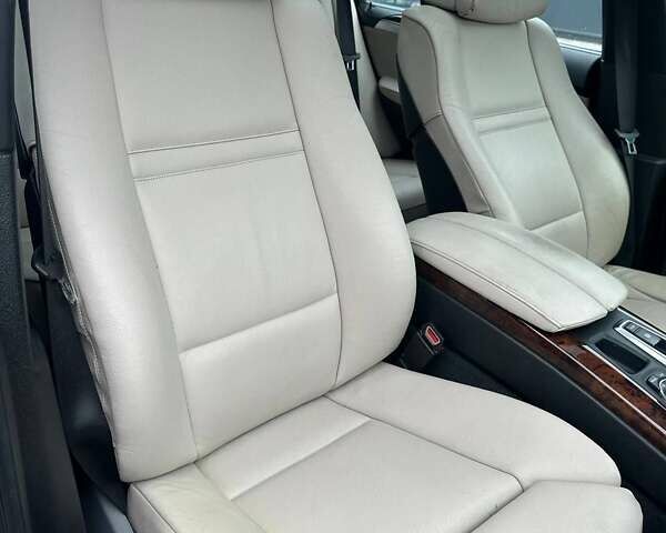 Синий БМВ Х5, объемом двигателя 3 л и пробегом 295 тыс. км за 15900 $, фото 23 на Automoto.ua