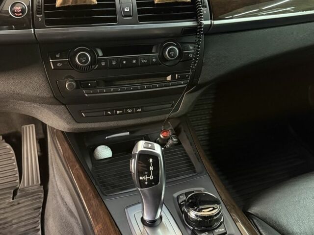 Синій БМВ Х5, об'ємом двигуна 3 л та пробігом 223 тис. км за 21000 $, фото 7 на Automoto.ua