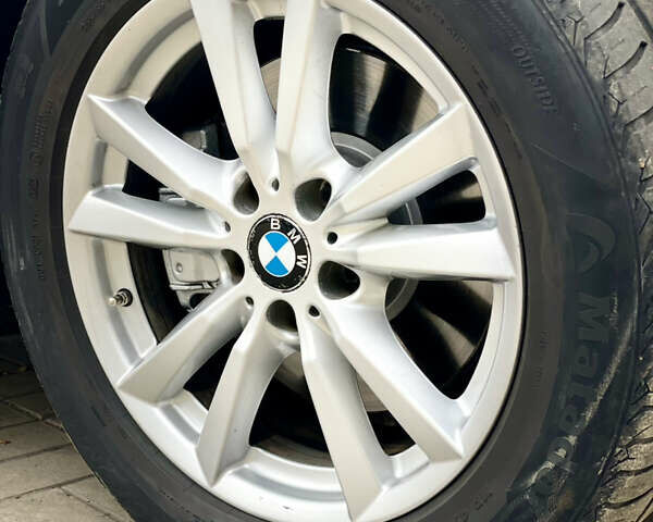 Синий БМВ Х5, объемом двигателя 3 л и пробегом 215 тыс. км за 18000 $, фото 17 на Automoto.ua