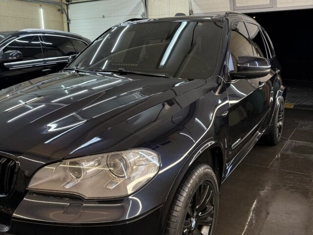 Синій БМВ Х5, об'ємом двигуна 3 л та пробігом 223 тис. км за 21000 $, фото 1 на Automoto.ua