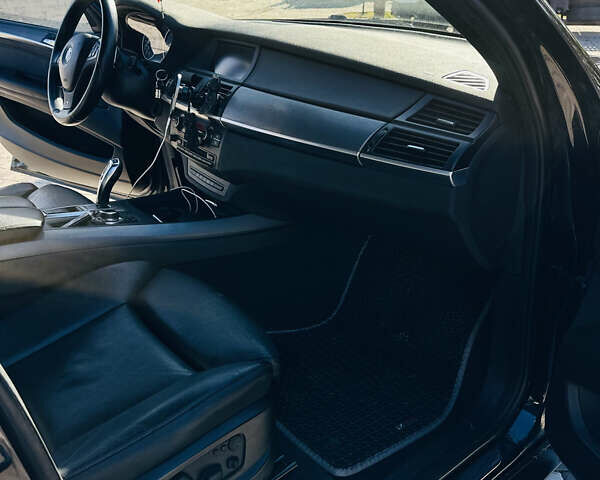 Синий БМВ Х5, объемом двигателя 3 л и пробегом 309 тыс. км за 18199 $, фото 12 на Automoto.ua