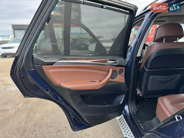 Синій БМВ Х5, об'ємом двигуна 3 л та пробігом 300 тис. км за 15900 $, фото 70 на Automoto.ua