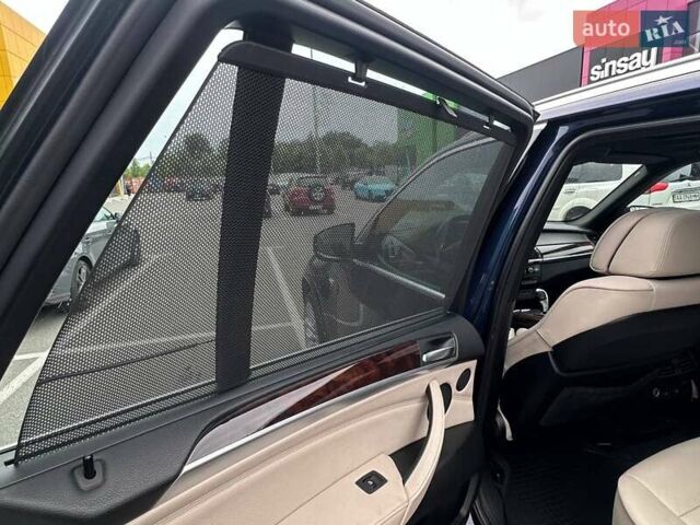 Синий БМВ Х5, объемом двигателя 3 л и пробегом 295 тыс. км за 15900 $, фото 31 на Automoto.ua