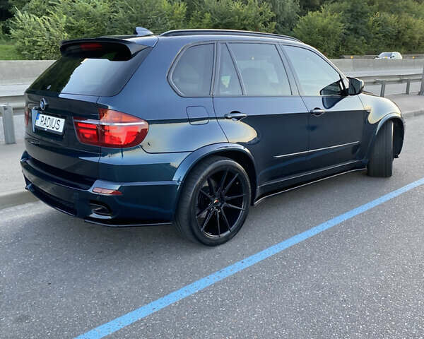 Синий БМВ Х5, объемом двигателя 2.99 л и пробегом 240 тыс. км за 25000 $, фото 5 на Automoto.ua