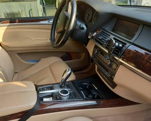 Синий БМВ Х5, объемом двигателя 3 л и пробегом 225 тыс. км за 14999 $, фото 21 на Automoto.ua