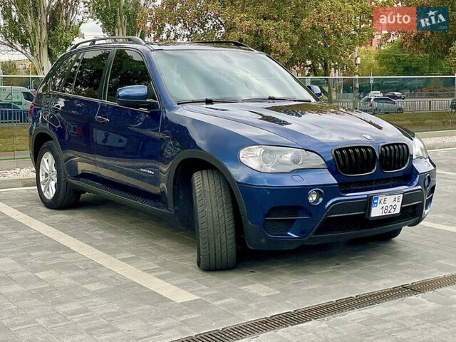 Синій БМВ Х5, об'ємом двигуна 3 л та пробігом 215 тис. км за 18000 $, фото 2 на Automoto.ua