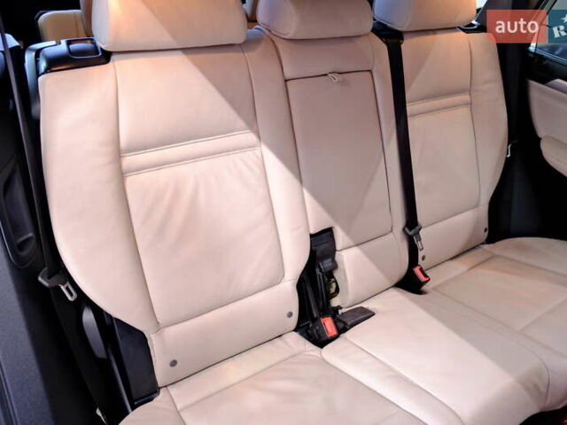 Синій БМВ Х5, об'ємом двигуна 3 л та пробігом 190 тис. км за 12900 $, фото 42 на Automoto.ua