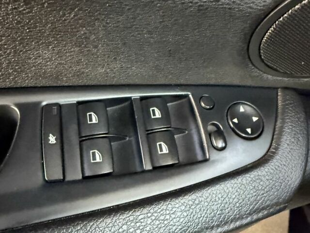 Синій БМВ Х5, об'ємом двигуна 3 л та пробігом 223 тис. км за 21000 $, фото 5 на Automoto.ua