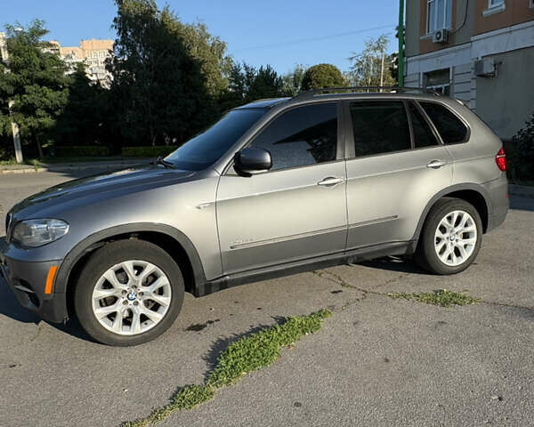 Синий БМВ Х5, объемом двигателя 3 л и пробегом 210 тыс. км за 14500 $, фото 3 на Automoto.ua