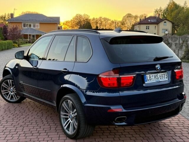 Синій БМВ Х5, об'ємом двигуна 3 л та пробігом 217 тис. км за 4500 $, фото 3 на Automoto.ua