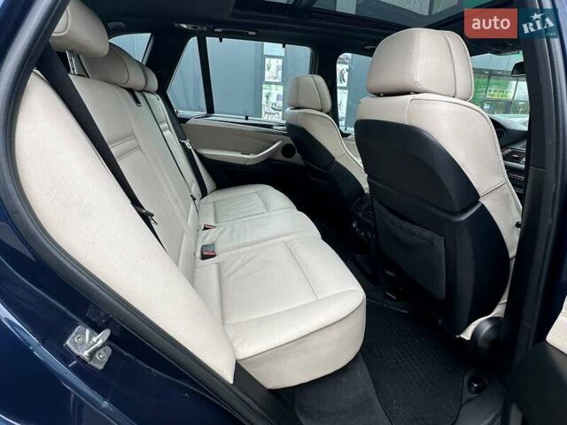 Синий БМВ Х5, объемом двигателя 3 л и пробегом 295 тыс. км за 15900 $, фото 25 на Automoto.ua
