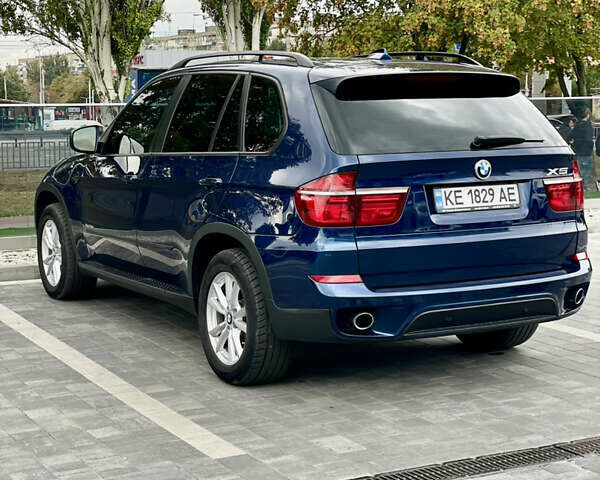 Синий БМВ Х5, объемом двигателя 3 л и пробегом 215 тыс. км за 18000 $, фото 6 на Automoto.ua
